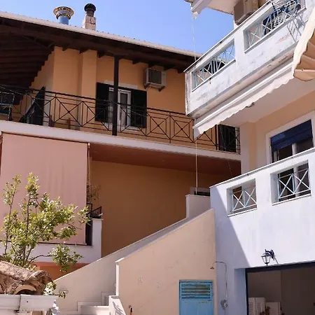 Hébergement de vacances Seaside House With Great View Nikiana